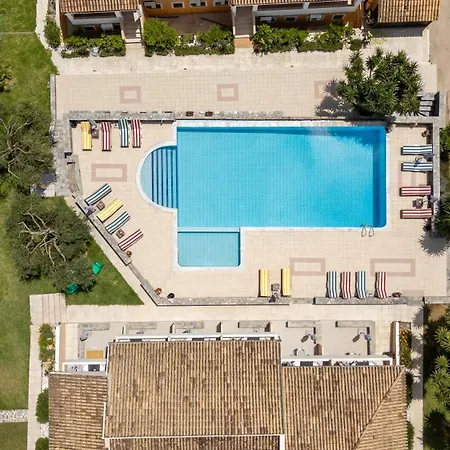 Little Corfu Apartmanhotel Dasziá