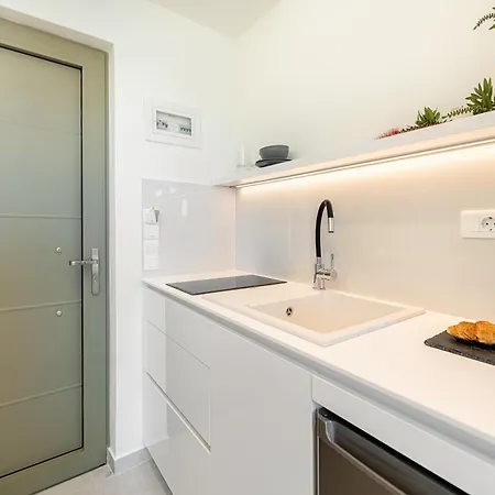 Little Corfu Dassia (Corfu)