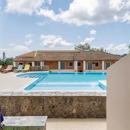 Little Corfu 3* Dassia (Corfu)